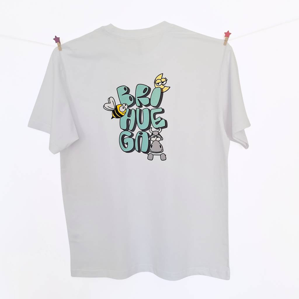 What to buy in Brihuega.
White, short-sleeved T-shirt for boys and men.
Features a fun Brihuega graffiti on the back.
A perfect gift for your boyfriend.
Brihuega Tourism.