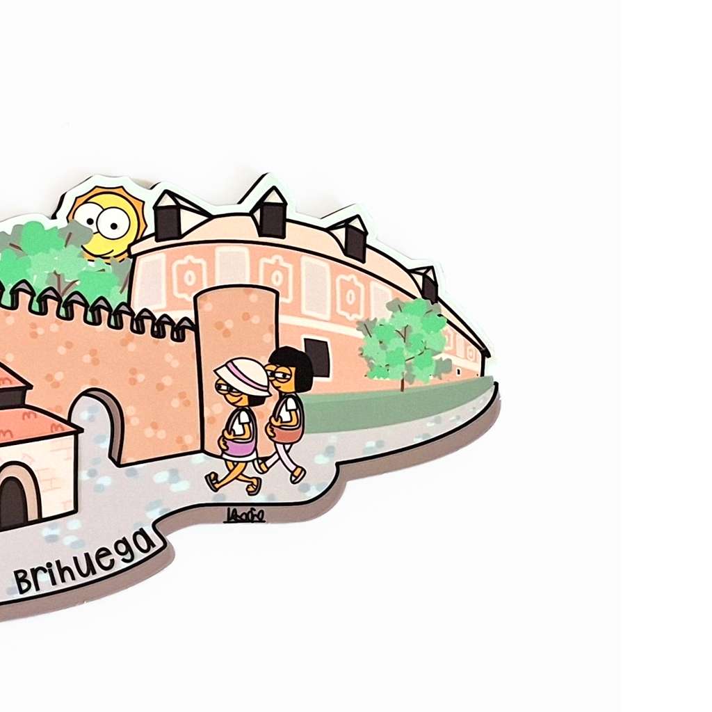 Brihuega qué ver y qué comprar en Brihuega.
Skyline de Brihuega con los edificios y los personajes más emblemáticos de la villa.
Dibujado al más puro estilo Kukuxumusu.
En el Skyline puedes ver el Castillo de la Piedra Bermeja, el Ayuntamiento, la farola de la plaza del Coso, el archo de Cozagón, un campo de lavanda, la plaza de toros, la muralla, la puerta de la Cadena, las Iglesias de la virgen de la Peña y de San Miguel y la Real fábrica de Paños hoy convertida en hotel Balneario, Castilla Termal.