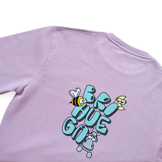 Kukuxumusu Brihuega.
Sudadera para chico y hombre color lavanda.
Tiene un divertido graffiti estilo Kukusumusu en la espalda y un detalle de una abeja en el pecho.
Turismo Brihuega.